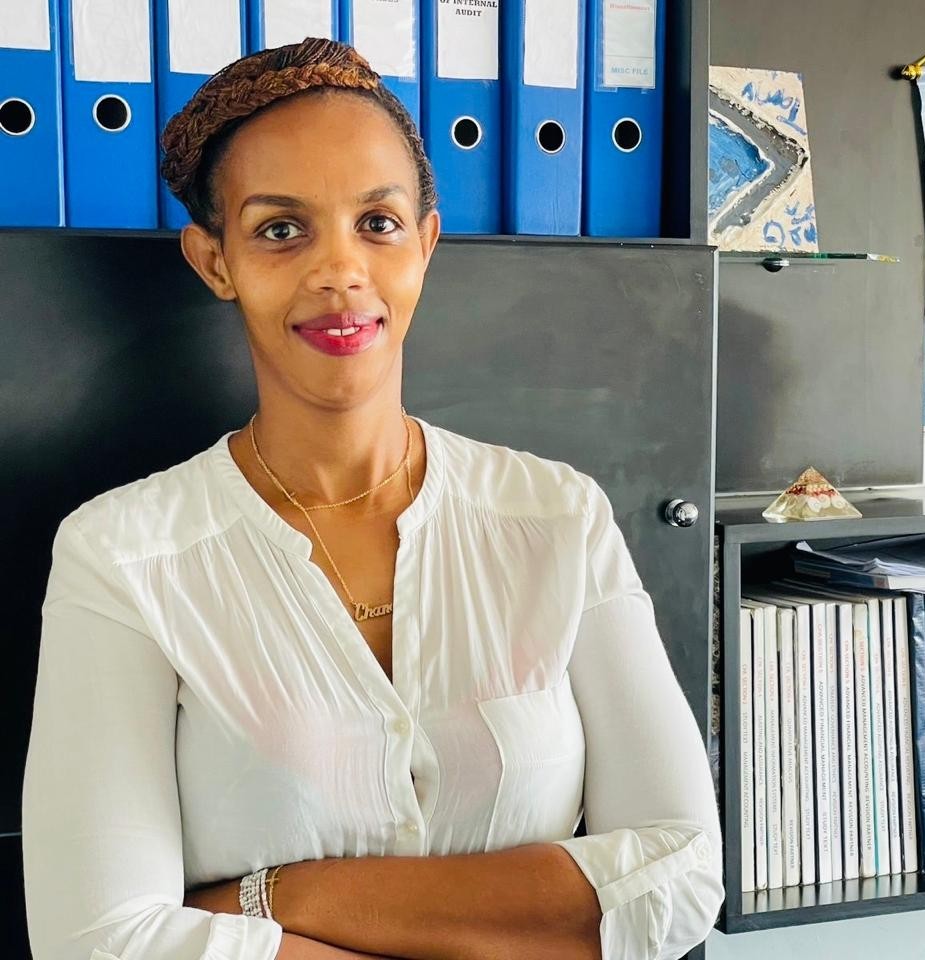 Chandelle Mutezintare