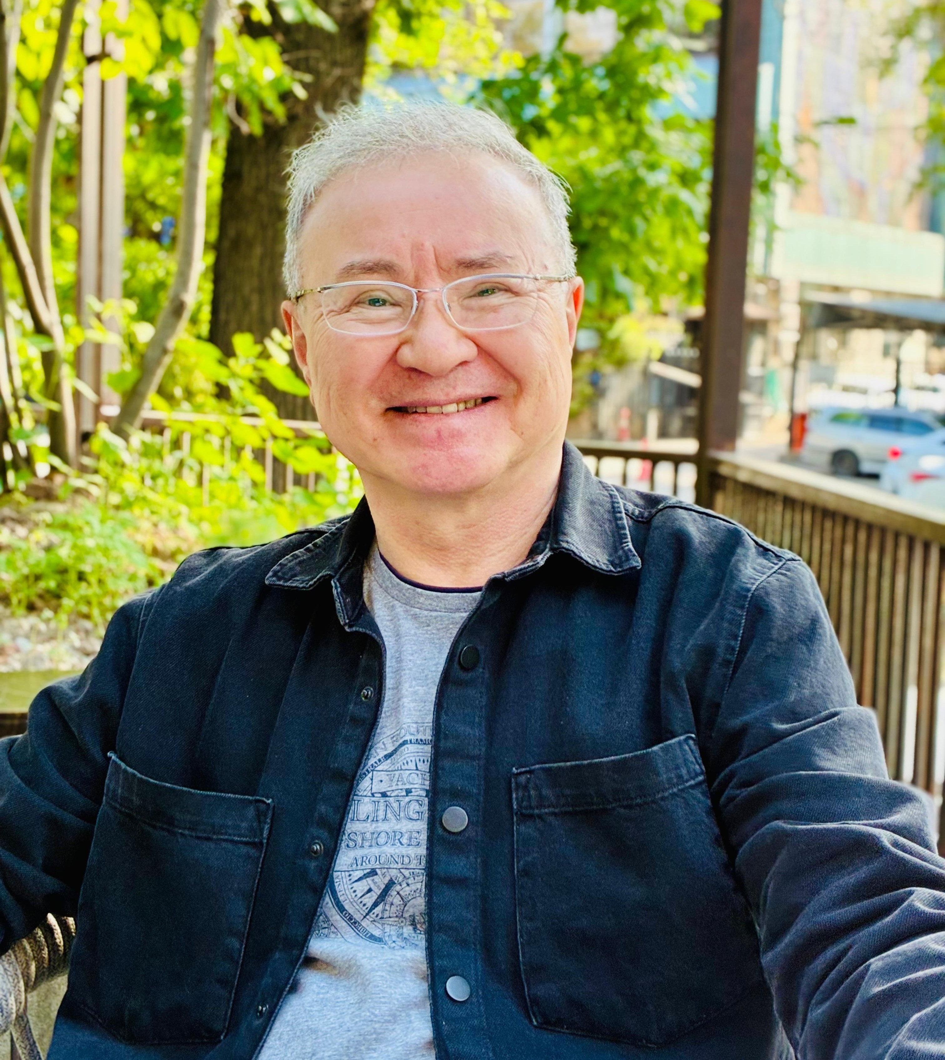 Ruslan Naubetiyar